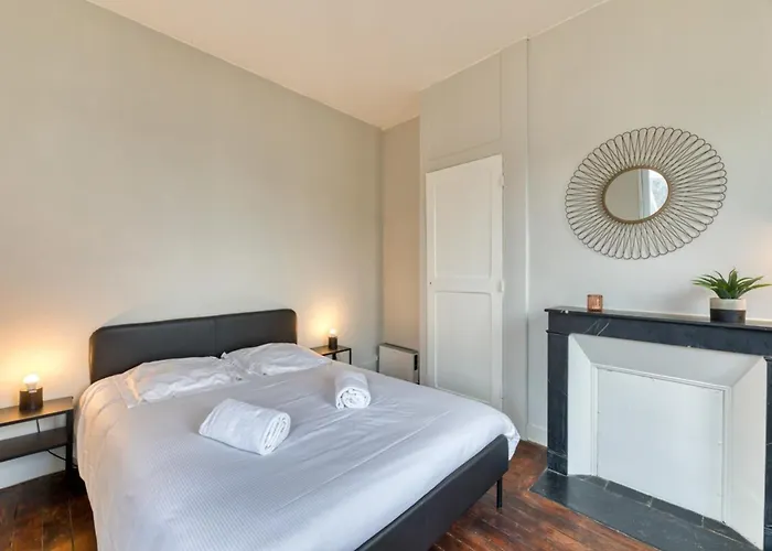 Apartment Le Reve Dore Proche De La Gare ! *